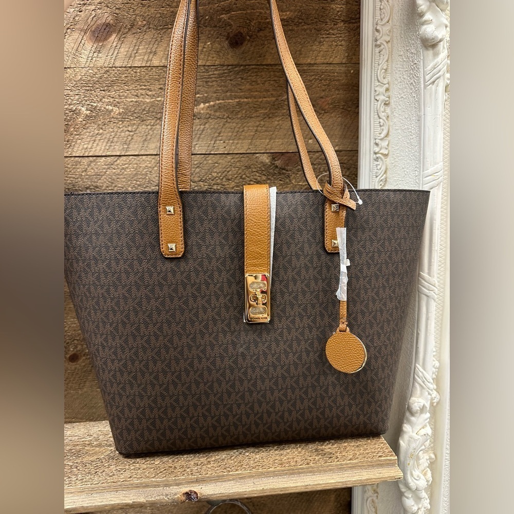 Michael Kors Jet Set Travel Tote in Signature Brown Logo with Acorn Trim (NWT) - Picture 2 of 7